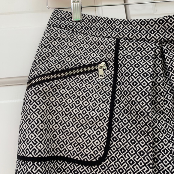 Intermix Black & White Patterned Skort - Picture 4 of 11